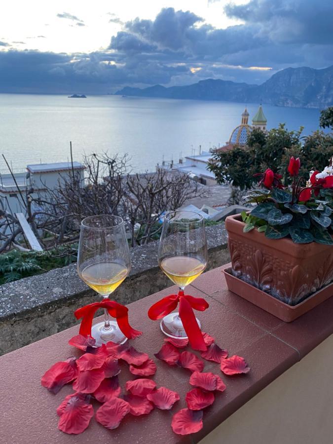 Il Profumo Dei Fiori Lägenhet Praiano Exteriör bild