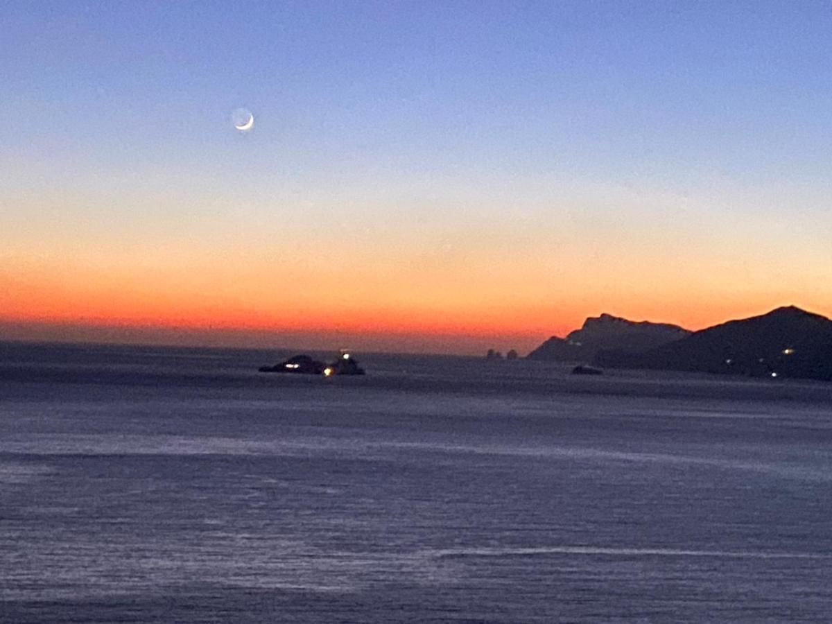 Il Profumo Dei Fiori Lägenhet Praiano Exteriör bild